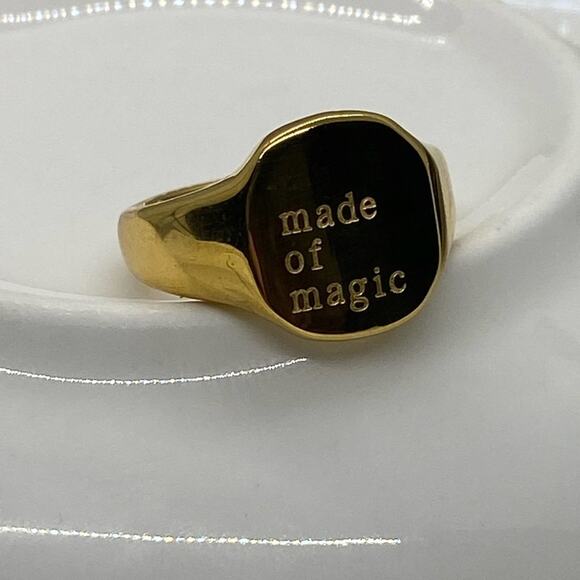 NEW Made Of Magic Signet Ring - Picture 3 of 10